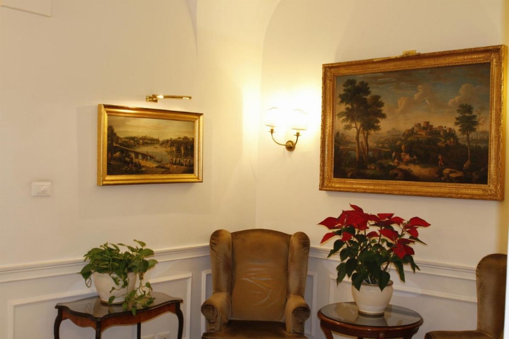 Room image 4